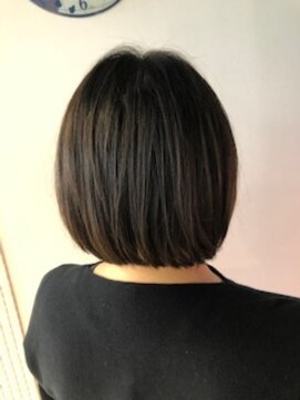 スタジオ アルファプラス 日暮里店(studio α+) 小顔補正立体カット『ステップボーンカット』