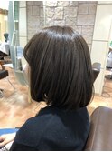 ミントベージュ
