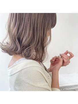 ケイリー(KAYLEE) 【KAYLEE☆STYLE】ホワイトピンクグレージュ