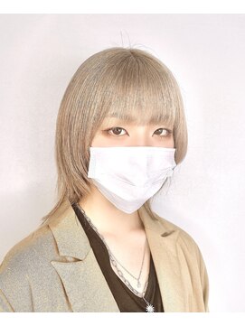 オンザ(ONTHE) ハイトーンベージュナチュラルウルフスタイル【林京平】