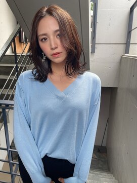 ドットハリス(.Hallis) 小顔カット/レイヤーカット/大人可愛い/ベージュ/原宿/表参道