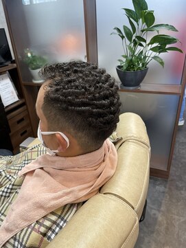 マインド サイトー ヘア アンド スパ mind saito hair&SPA レンツアイロンパーマ×ソフトVフェード