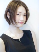 ネオリーブ クーロ(Neolive curro)&nbsp;大人女性に人気の美シルエットな前下がりショートボブ