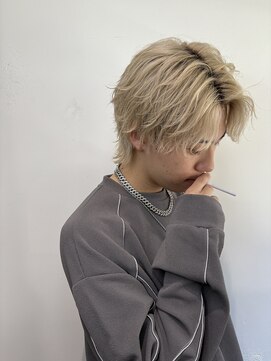 ネクストネオ 静岡(NEXT NEO) NEXT NEO【櫻田】ハイトーンブロンド センターパートウルフ