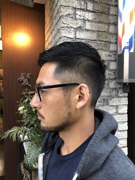 グラッドバーバードットエビス 恵比寿(GLAD BARBER. EBISU) サーフカール/スパイキーショート/ブルーブラック[恵比寿]