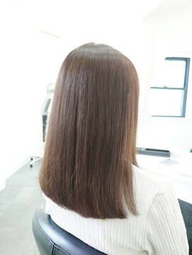 ブルージュ ヘアー(Brugge hair) ツヤツヤ縮毛矯正