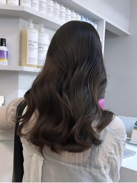 PELE原宿/ブリーチなしダブルカラー/ハイトーン/ケアブリーチ【３月上旬OPEN(予定)】 着物ヘア/大人ガーリー/ダークアッシュ/似合わせカット/原宿