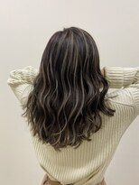 マーシュ ルーヴェ(marshu Luve) 【marshu】グレージュ×海外ハイライト#白髪ぼかしカラー