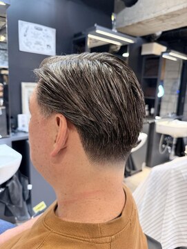 フランクスバーバー アンド ビアークラブ(FRANK'S BARBER and BEER CLUB) MEN’S HAIR/波巻ツイストスパイラル/フェザーパーマ/有楽町