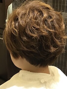 ゲドゥ(GE-DU) くせ毛風ソフトアフロパーマ