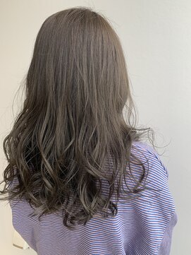 美容室 アイディー i-dee スモーキーグレー