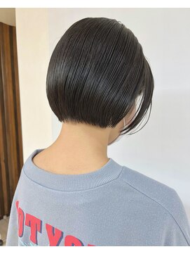 クオリス 上板橋店(QUALIS) ショートボブ★黒髪ボブ 前下がり ツヤ髪 耳かけ 10代 20代