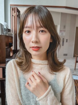 ジョエミバイアンアミ(joemi by Un ami) ★イメチェン小顔似合わせカット斜めバンググレージュカラー