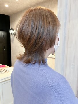 キャアリー(Caary) 福山人気ウルフレイヤー柔らかベージュ小顔酸性ストレート春美髪