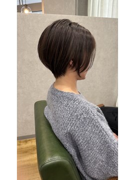 ラリス(Ralis) 丸みショート