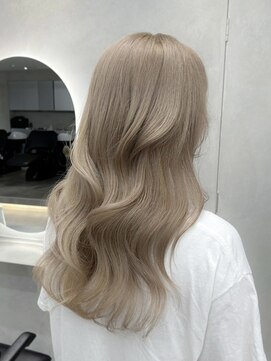 オニキス(ONYX) ブリーチカラー×ホワイトベージュ【aya指名】