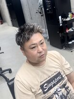 フイ 新宿3丁目(Hui) フェザーパーマ/グレーブルーカラー/刈り上げショートパンク