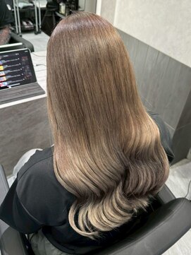 20代30代冬カラーブリーチカラー透明感ミルクティーグレージュ