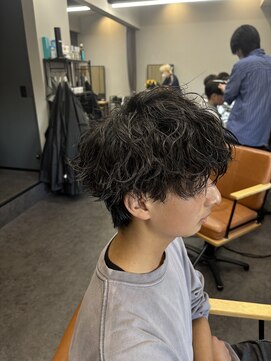 波巻きシャドウパーマ