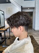 ステレオ ヘアデザイン 安城店(STEREO HAIR DESIGN)&nbsp;センターパート×波巻き（12月）