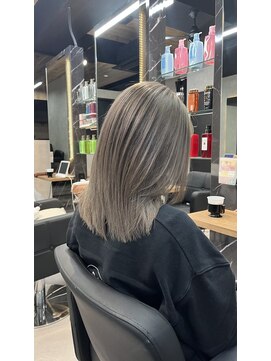 ラピス 大阪心斎橋店(Lapis) グレージュ／ハイトーン／髪質改善／トリートメント／ケアブリ