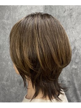 ギネス(GUINNESS)の写真/明るさ・色味・ツヤのある品よく自然な仕上がりへ。通いやすいカラー会員制で美しい髪色を無理なくキープ◎