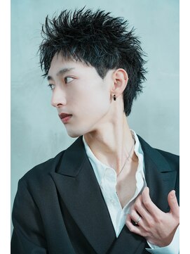 トリリオンヘアー by NoLimit 西梅田店 『メンズ梅田美容室』色気×センターパート