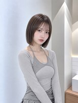 フォト 新宿三丁目(foto)&nbsp;髪質改善縮毛矯正地毛風ストレート切りっぱなしボブ