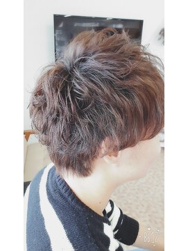 美容室 ボヌール 【ボヌール】2ブロック×ふんわりパーマ【メンズも大歓迎】