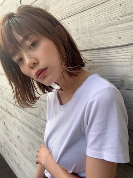 ヘア アンド メイク アートレス(Hair and Make Art less) 透けグレージュ