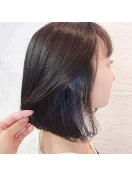 ソレイユハチジュウハチ(SOLEIL88) ボブでインナーカラー