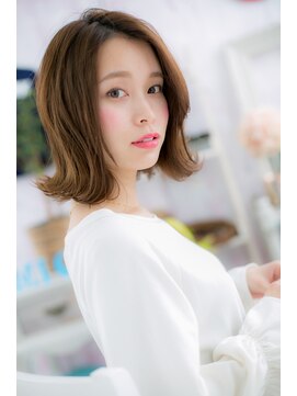 ヘアアンドビューティー ミック(Hair & Beauty miq) 大人かわいい!シアーベージュ外ハネカジュアルロブb