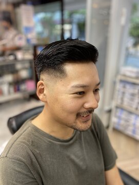 キングマンバーバー 田町店(KING MAN BARBER) 0ミリスキンフェードカット[田町駅]<理容室>[田町駅]