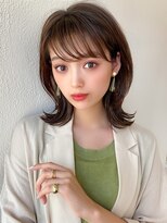 アフロート ディル(AFLOAT D'L)&nbsp;20代30代40代小顔外ハネミディアムひし形シルエットくびれミディ