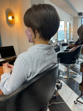 アフロディーテギンザ 神保町(APHRODITE GINZA) カール/セミディ/シアーカラー/姫カット［御茶ノ水/神保町］