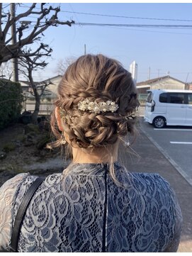 ヘアサロン イリー 西那須野(iLii) ゆるふわルーズな編み込みアップスタイル＊結婚式や二次会にも！