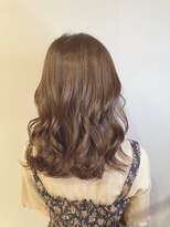 ブロッサム ひばりヶ丘(Blossom) 20代30代大人可愛い艶感ウェーブミディアムスタイル