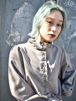 ブゾン(buZon)&nbsp;切りっぱなしボブ×エメラルドグリーン