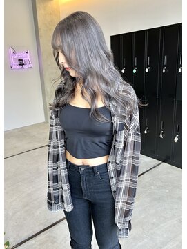 ムード タテマチ(mood tatemachi) 透明感モノトーングレージュ