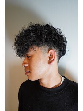 ザ アリー(The Alley) 外国人風パーマ