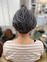 ジラ ヘアアンドメイク(girra HAIR&MAKE) ディスコネクトレイヤー