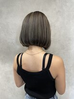 サニー 渋谷(SUNNY)&nbsp;バレイヤージュ、ハイライト、レイヤーロング、グレーベージュ