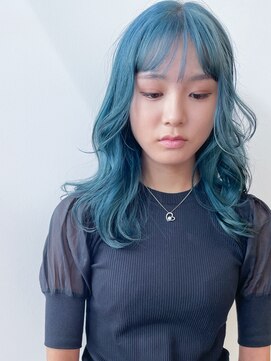 スノッブアーティ(SNOB ARTY) ダブルカラーブリーチブルーペールフロントレイヤーミディアム