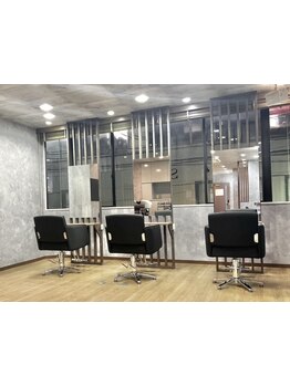 【天六徒歩30秒】歴10年以上の経験豊富なstylistが関西トップクラスの技術で期待以上の仕上がりに◎