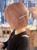 テトラ バイ ネオリーブ 横浜西口店(tetra by neolive)&nbsp;ピンクベージュ　ボブ　ダブルカラー　ブリーチ