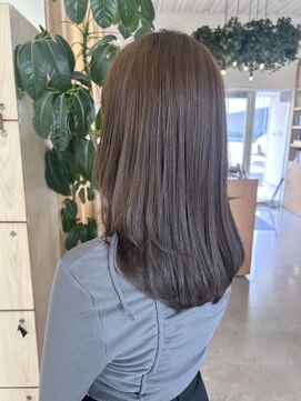 アドラーブル 万代店 (adorable) ブリーチなしカラーオリーブカラーミディアムレイヤー