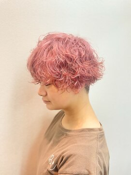 ヘアーアンドアイラッシュ ビス 下曽根店(Bis!) ベビーピンク
