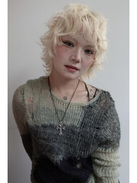 デコ(DECO) layer- bob white blond