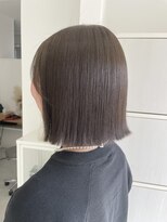 ヘア エッセンス エルメ(hair essence elme)&nbsp;【オリーブベージュ/切りっぱなしボブ】