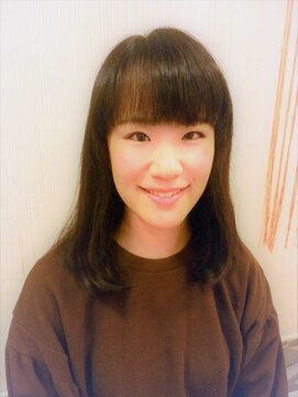 ルーモエスト(Lumo-Est.) ワンレングスカット